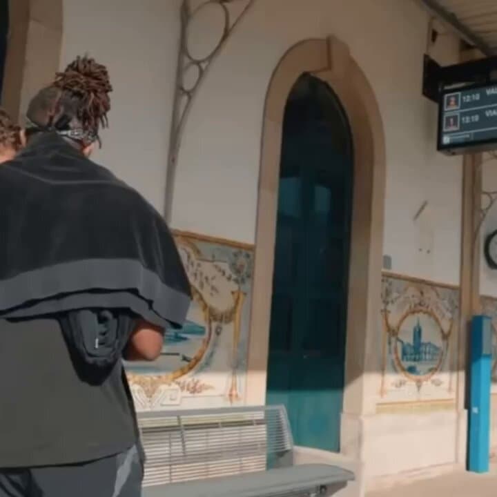 Tourist Mistakes Famous YouTuber KSI For Local Guide In Hilarious Encounter