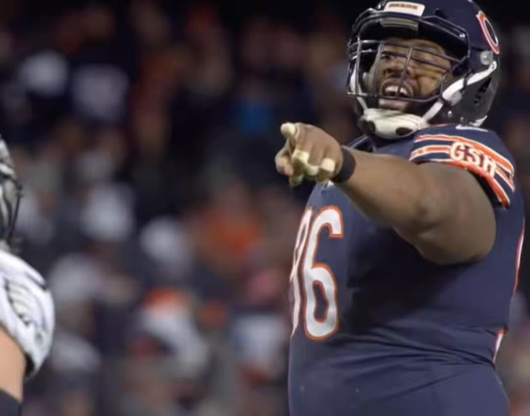 Massive NFL Defensive Tackle Dominates Chicago With Jaw-Dropping Beast Mode Performance