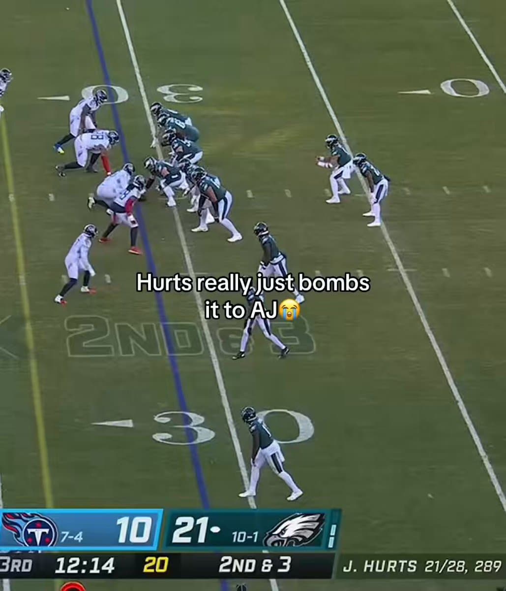 Eagles QB Unleashes Perfection With Unstoppable Deep Strike Connection To Star Receiver