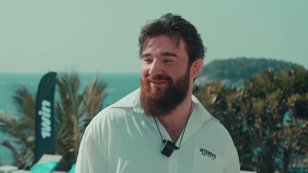 College Athletes Caught in Heated Body-Shaming War on Social Media