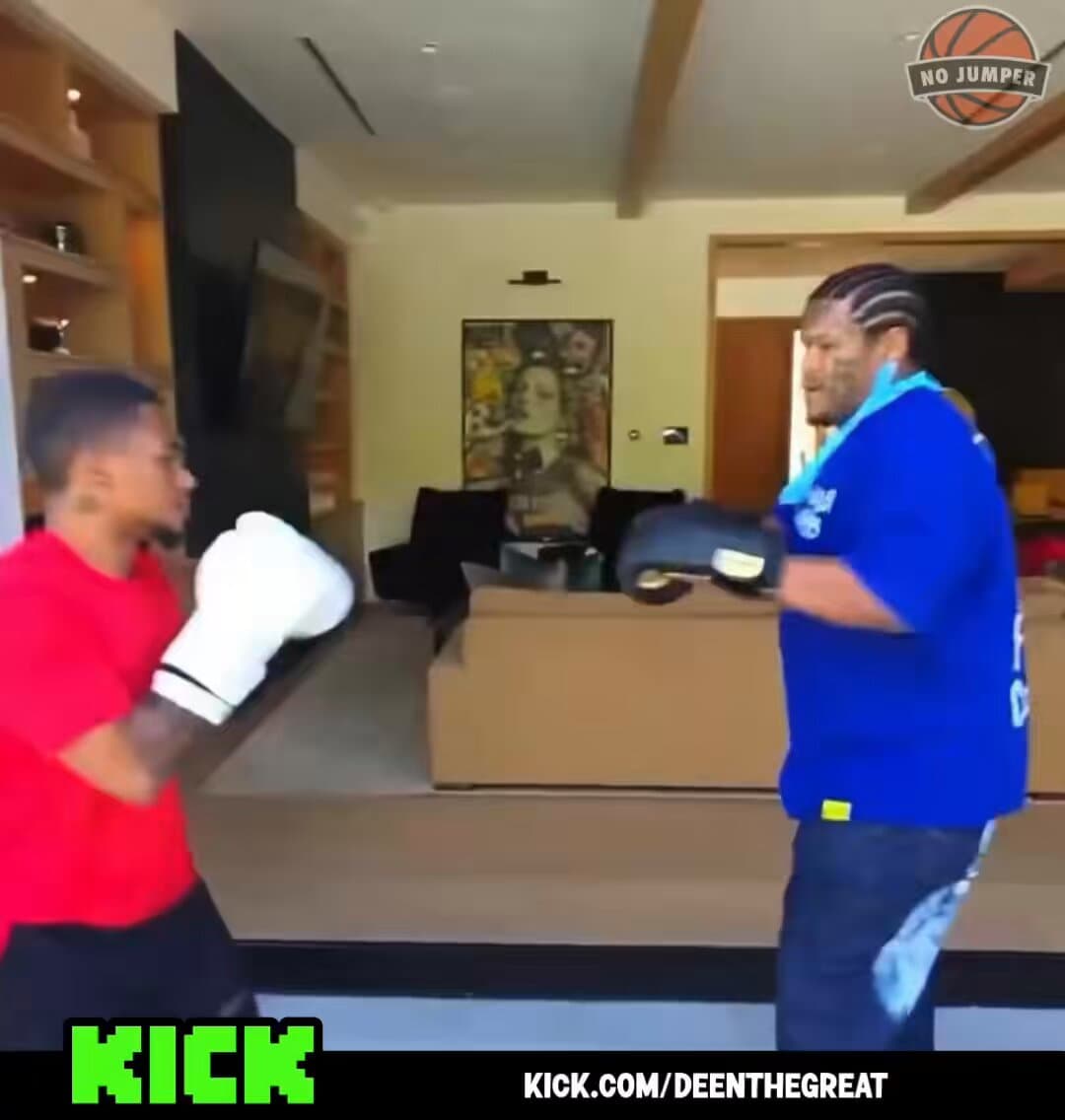 Streamer Lands Shocking Knockout In Viral Street Fight Broadcast