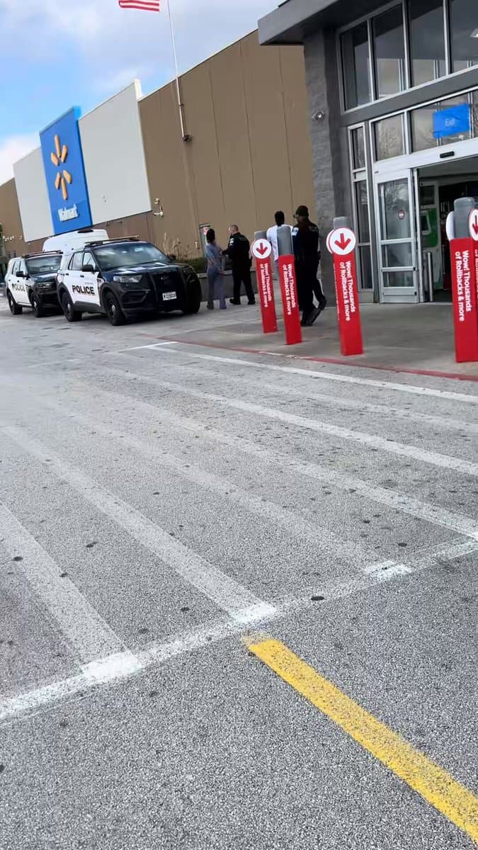 Police Arrest Violent Fan Stalking Popular Streamer At Walmart