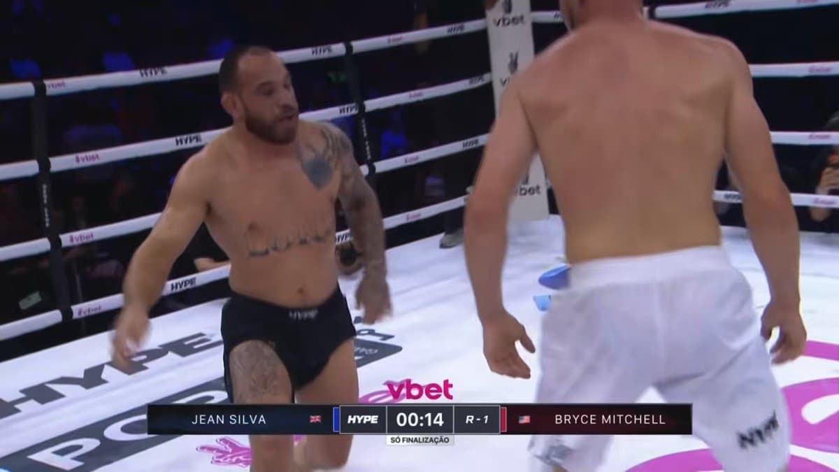 UFC Star's Bizarre Final Move Stuns College Wrestling Crowd