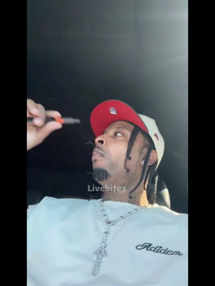 Feds Raid 21 Savage's Home While He Blasts Rival Rapper In His Car