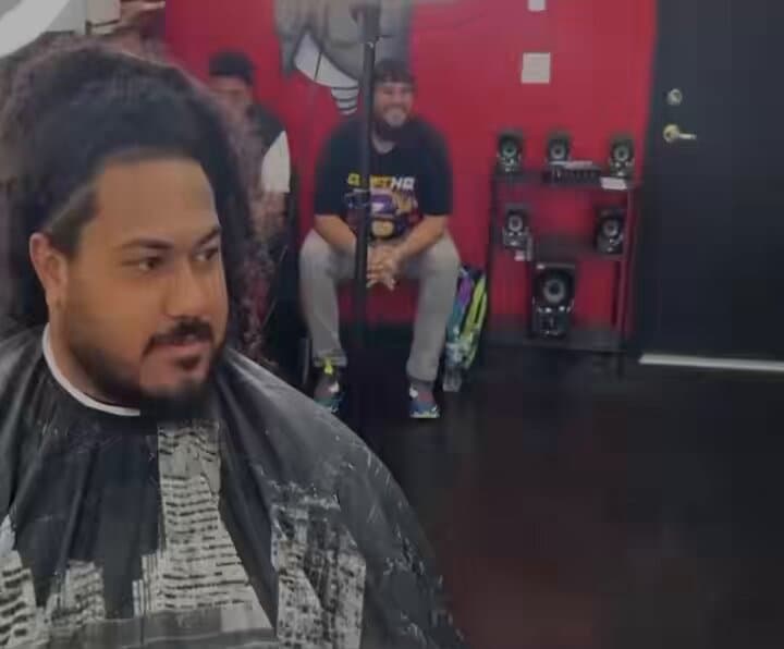 Vita Vea’s Shave Job Stuns NFL Fans With Jaw-Dropping Transformation