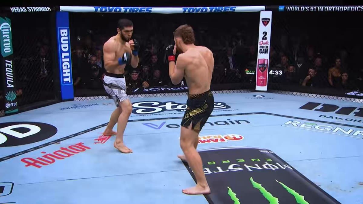 Makhachev’s Sneak Attack Kick Stuns JDM in Shock Opening Seconds