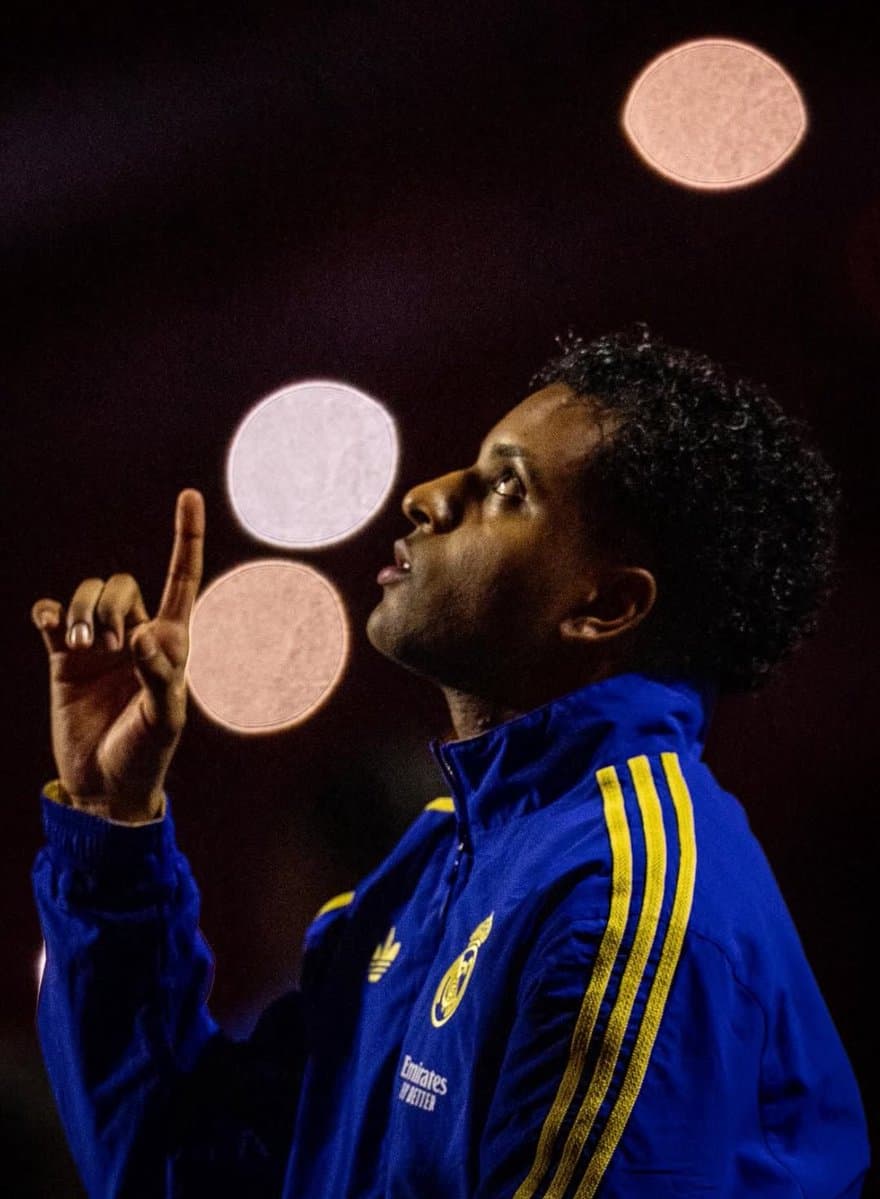 Brazilian Star Pens Emotional Message Following Devastating Knee Injury Setback