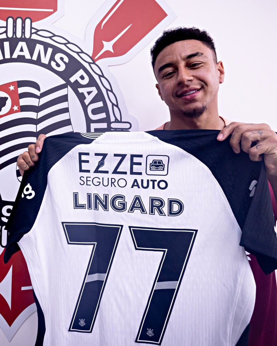 English Midfielder Jesse Lingard Makes Shocking Move to Brazilian Football Giant
