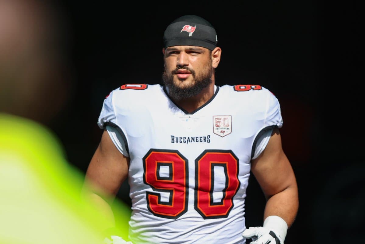 Former First-Round Pick Shocks NFL With Surprise Free Agent Signing