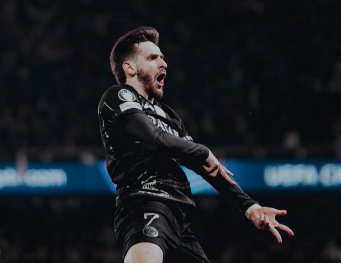 Napoli Star Fires Back At Critics After Shocking Champions League Defeat