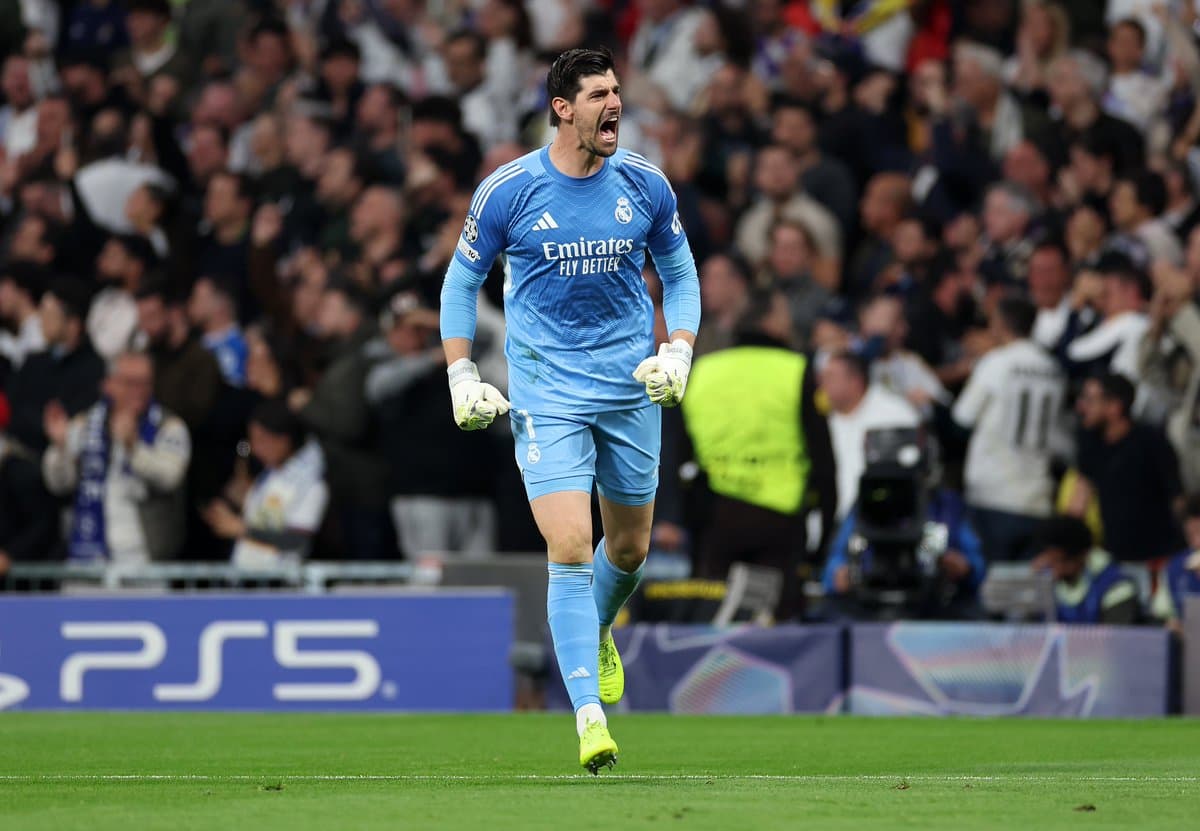 Real Madrid Star Names The World's Best Goalkeeper And It's Not Who You Think
