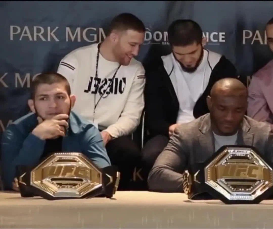 Fans Melt As Gaethje And Islam Share Sweet Moment Behind Khabib