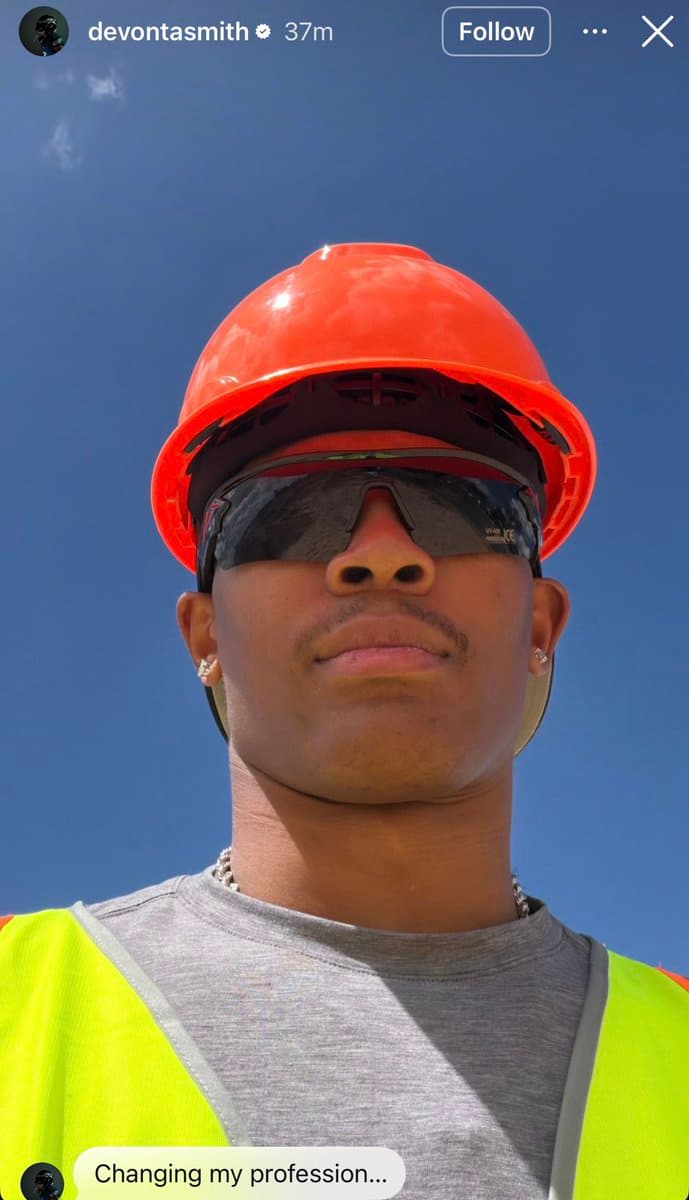 Eagles All-Pro Receiver DeVonta Smith Makes Shocking Instagram Announcement Today