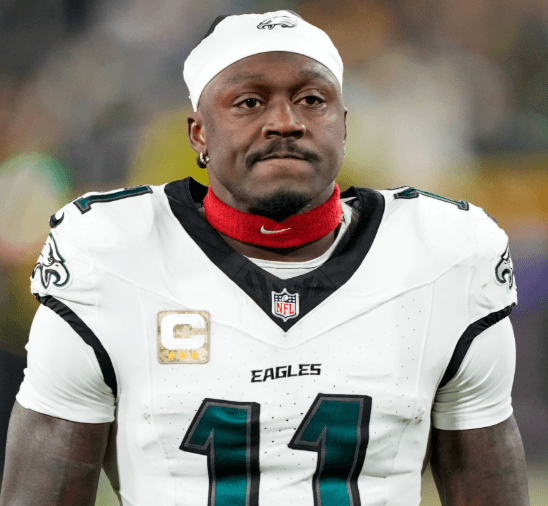 Rams Launch Stunning Bid To Steal Eagles' Star Quarterback