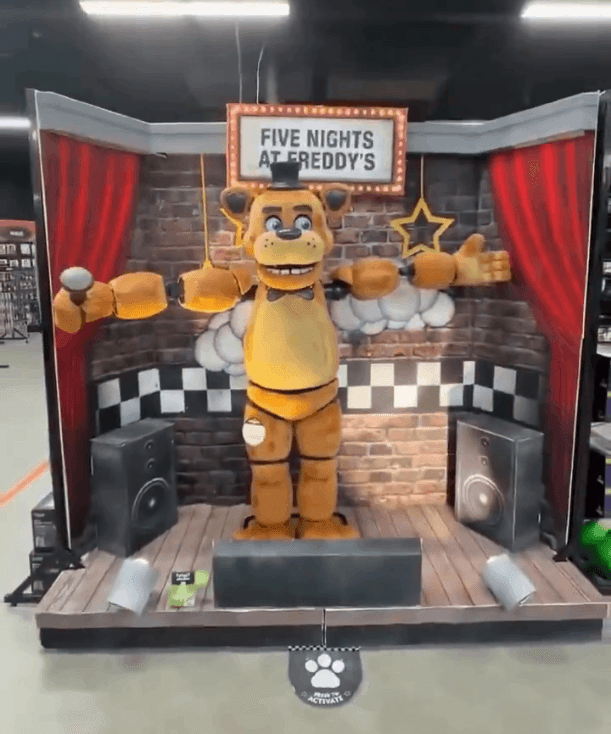 Full-Size Freddy Fazbear Animatronic Now Yours For A Shockingly Low Price